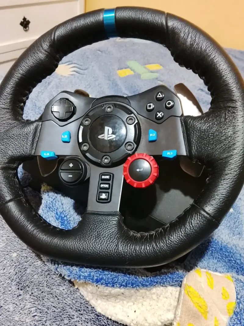 Volante de carreras con palanca de cambios - 2