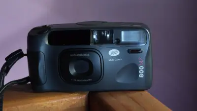 Cámara analógica Ricoh Boots 800MZ - miniatura 1
