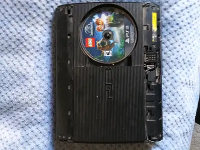 Consola PS3 PARA REPUESTOS - miniatura 2