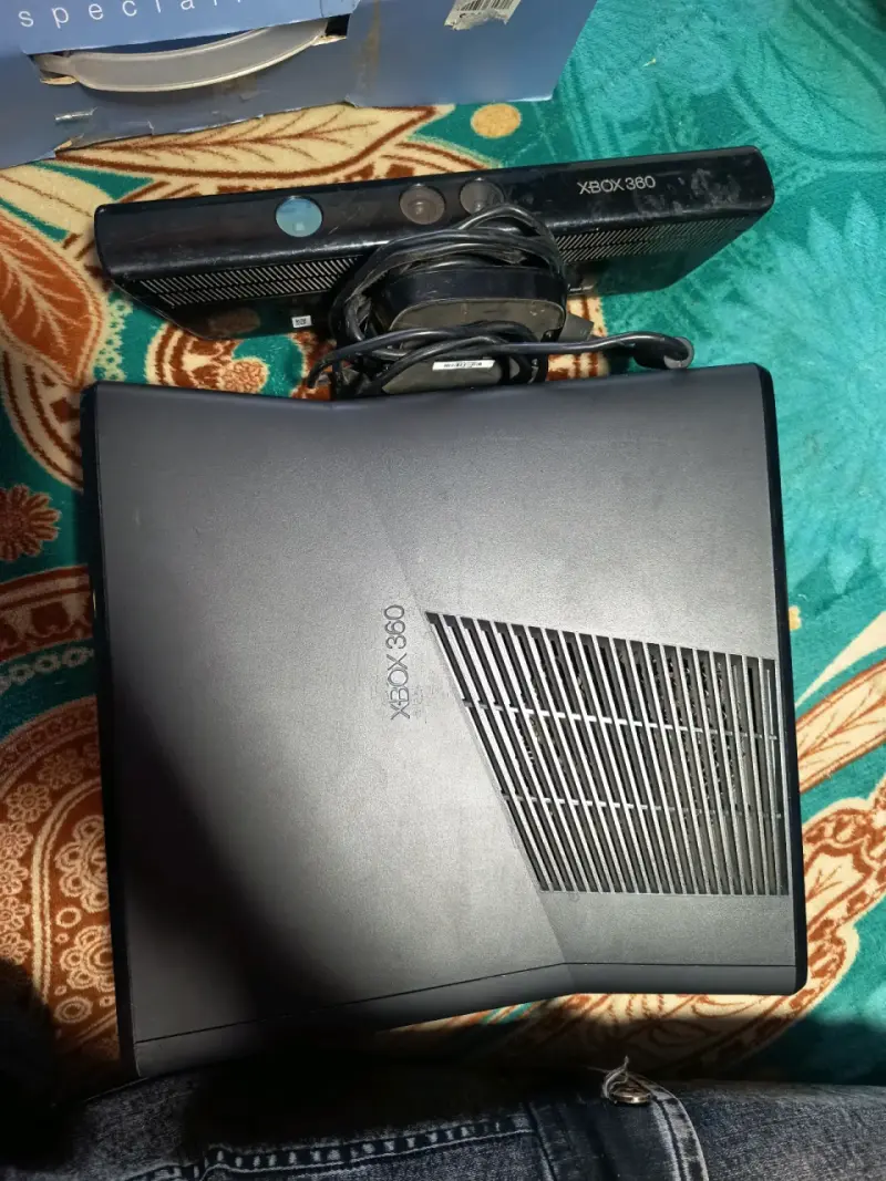 Consola Xbox 360 con Kinect - 1