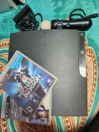 Consola PS3 con juegos y accesorios - miniatura 2