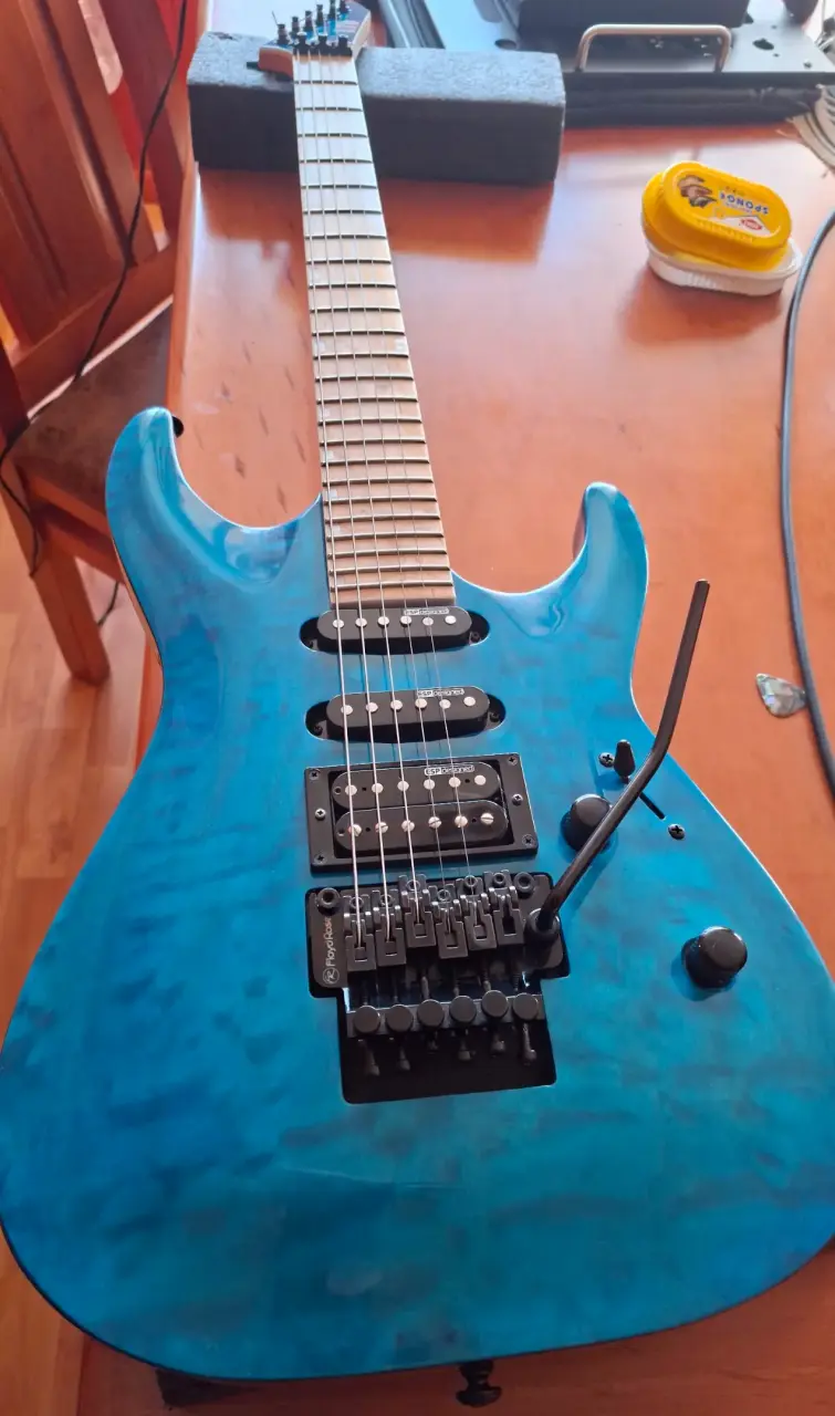 Guitarra eléctrica LT MH 203qm - 3