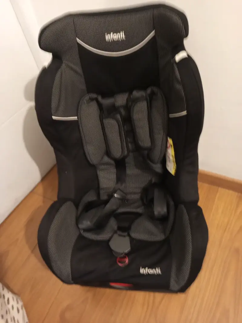 Silla de auto Infanti negra