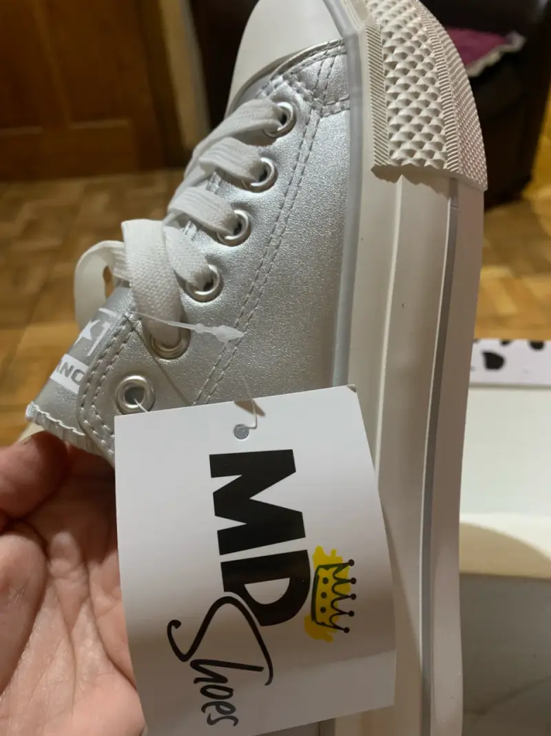 Zapatillas plateadas MD Shoes nuevas - 1
