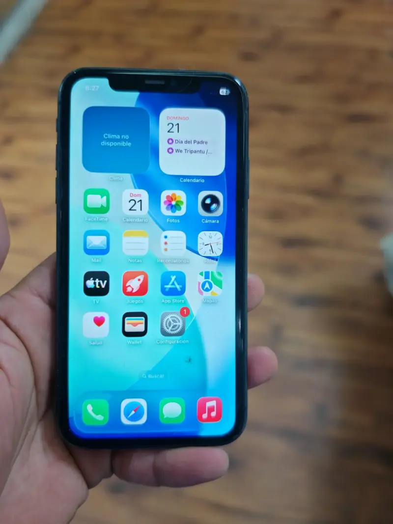 Iphone 11 - 1