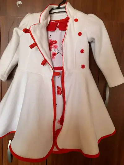 Vestido Huasa y Capa - miniatura 4