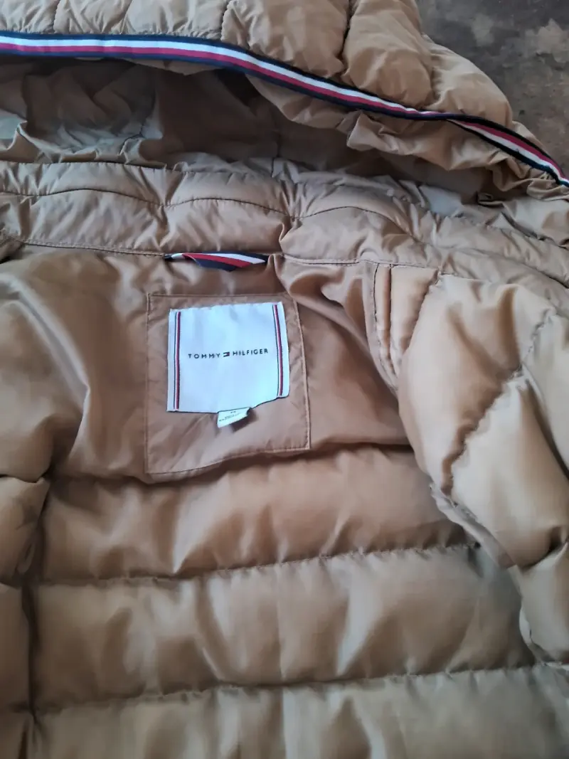 Chaqueta Tommy acolchada beige - 2