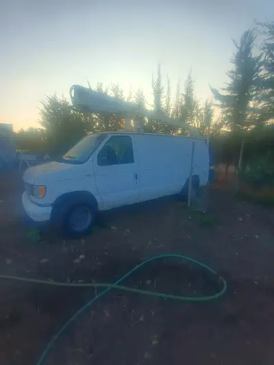 Camioneta con brazo hudraulico - miniatura 4