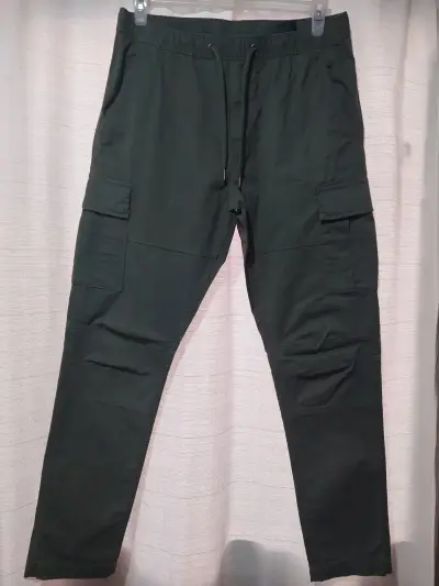 Pantalones cargo verde oliva - miniatura 2