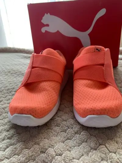 Zapatillas deportivas naranjas Puma infantil - miniatura 1