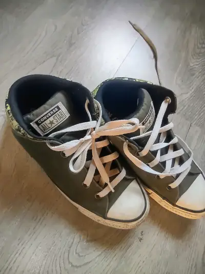 Zapatillas Converse verdes - miniatura 2