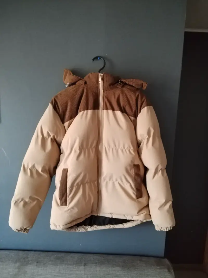 Chaqueta acolchada beige y café - 1