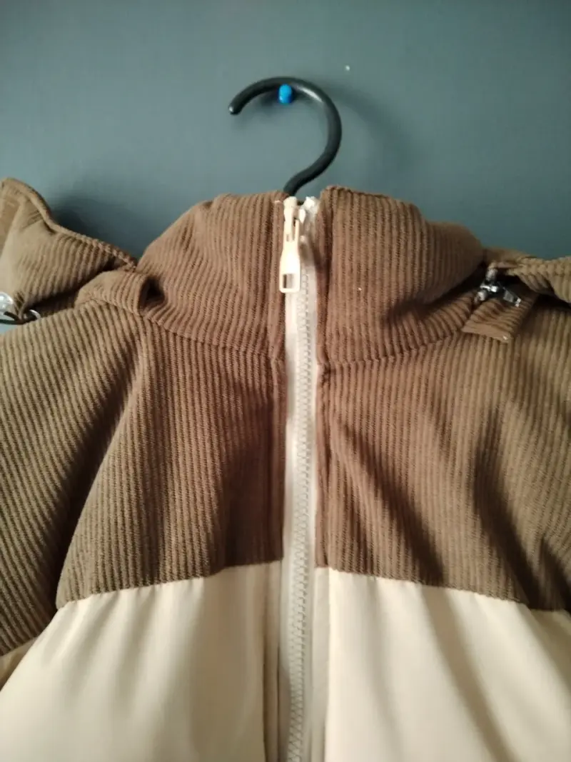 Chaqueta acolchada beige y café - 4