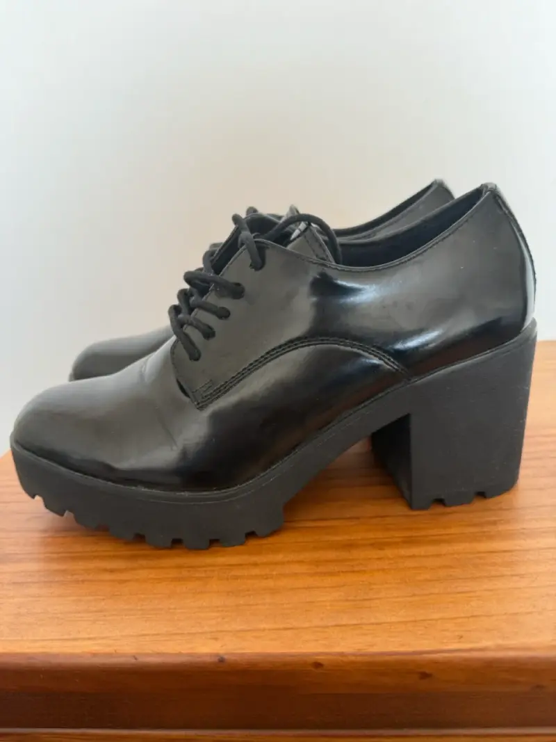 Zapatos de vestir negros brillantes - 4