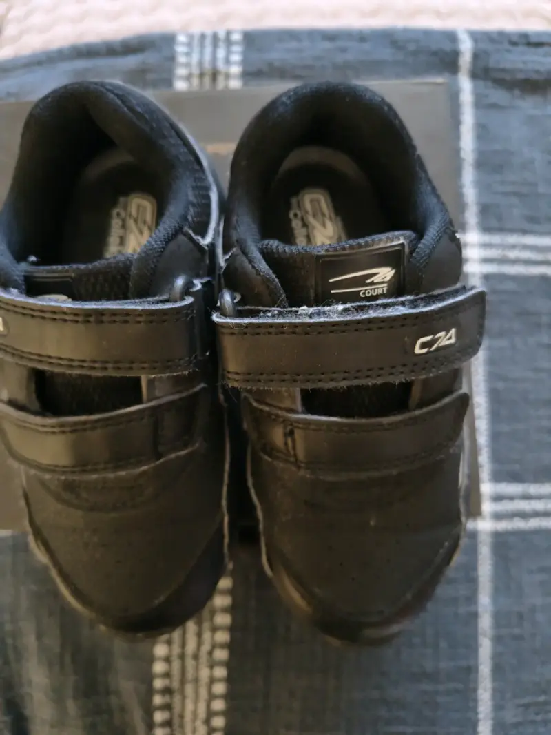 Zapatillas negras C74 con velcro Nº26 - 2