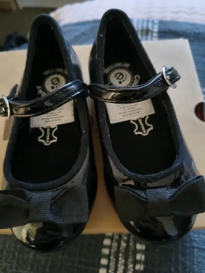 Zapatos negros de charol para niña Nº22 - miniatura 2