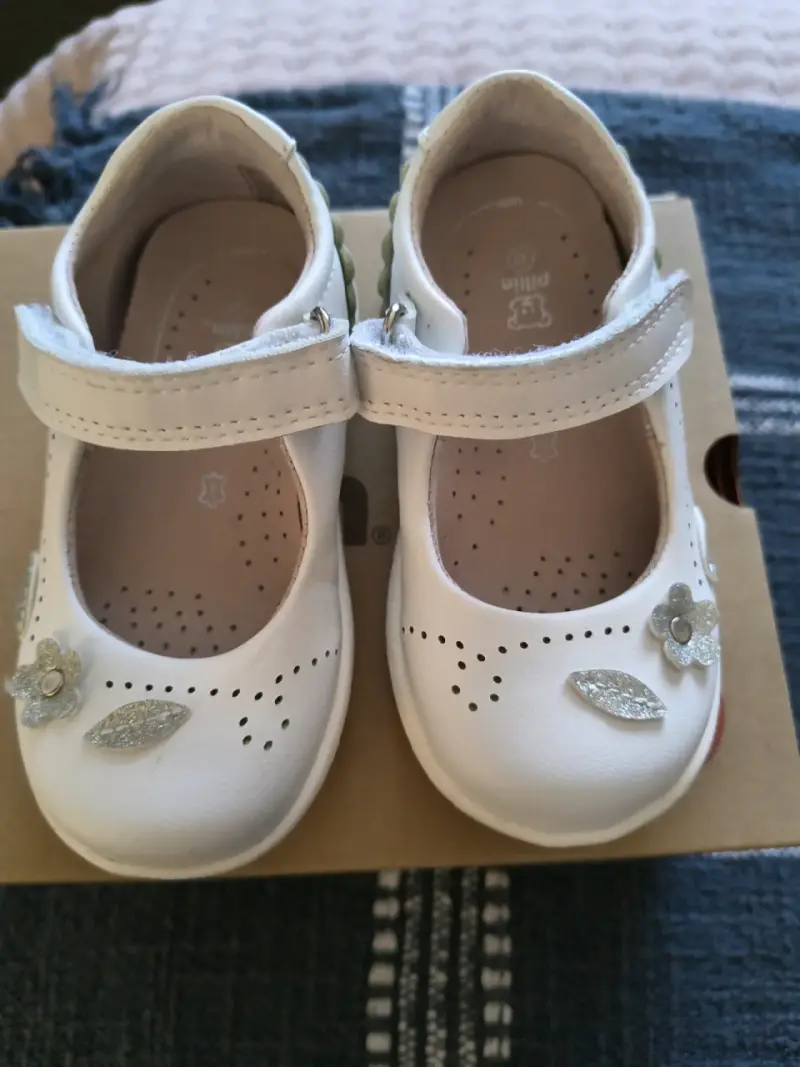 Zapatos blancos para bebé Nº22 - 2