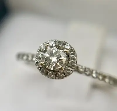 Anillo de diamantes - miniatura 1
