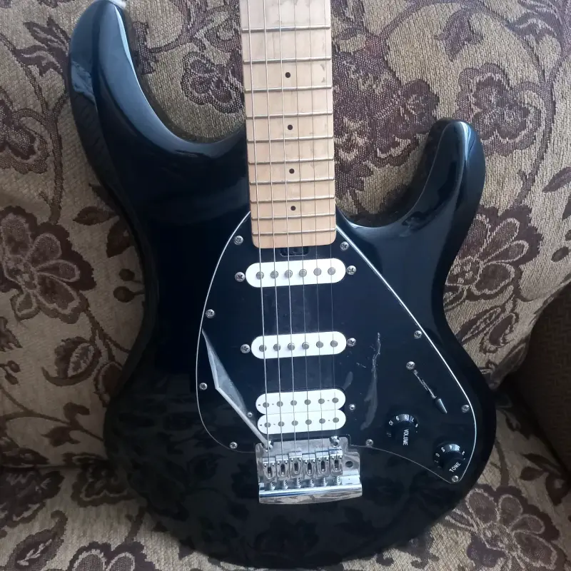 Guitarra eléctrica Sterling Sub - 4