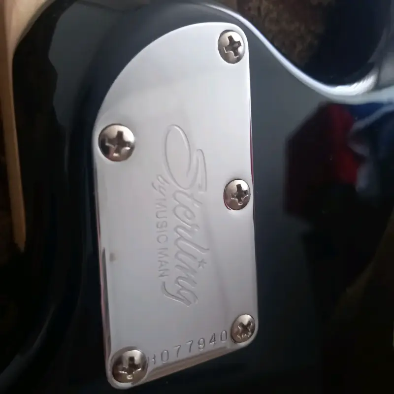 Guitarra eléctrica Sterling Sub - 5