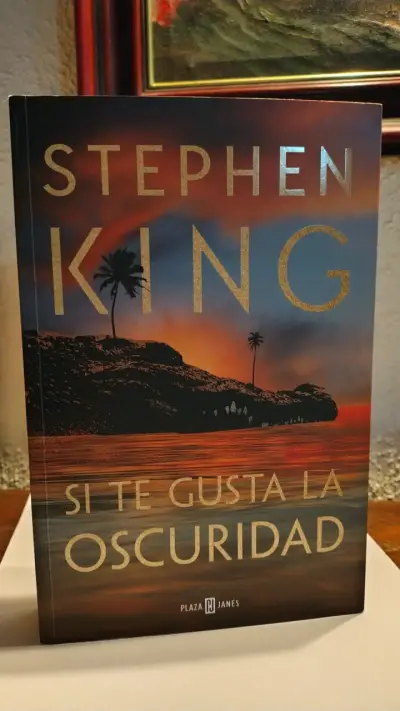 Libro 'Si te gusta la oscuridad' - miniatura 1