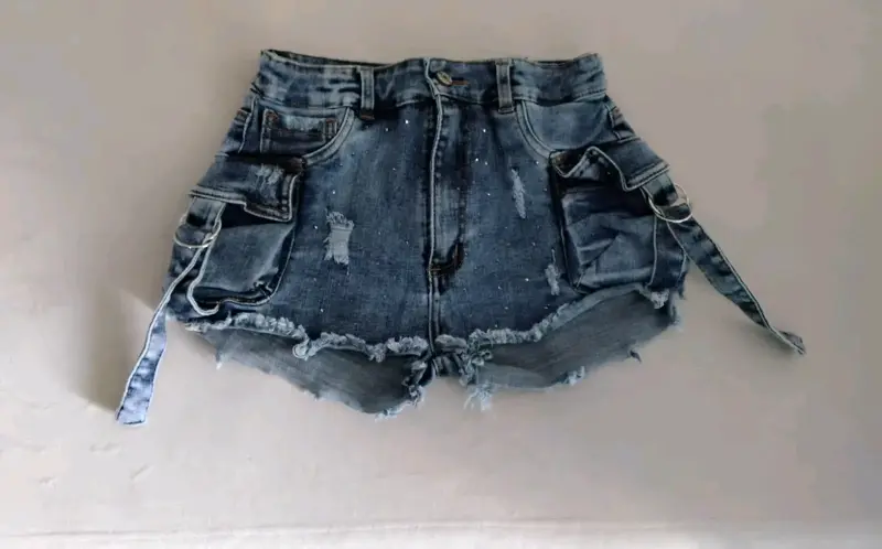 Jeans azules desgastados - 4