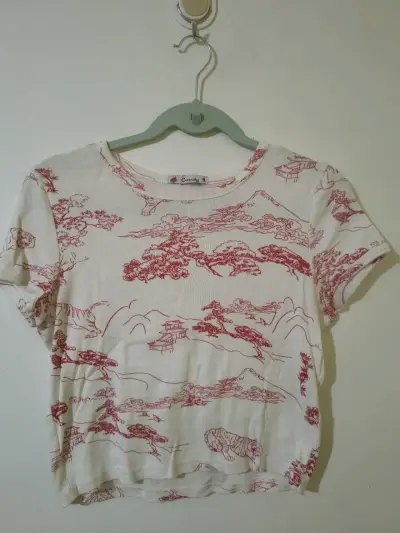 Polera estampada estilo oriental - miniatura 1