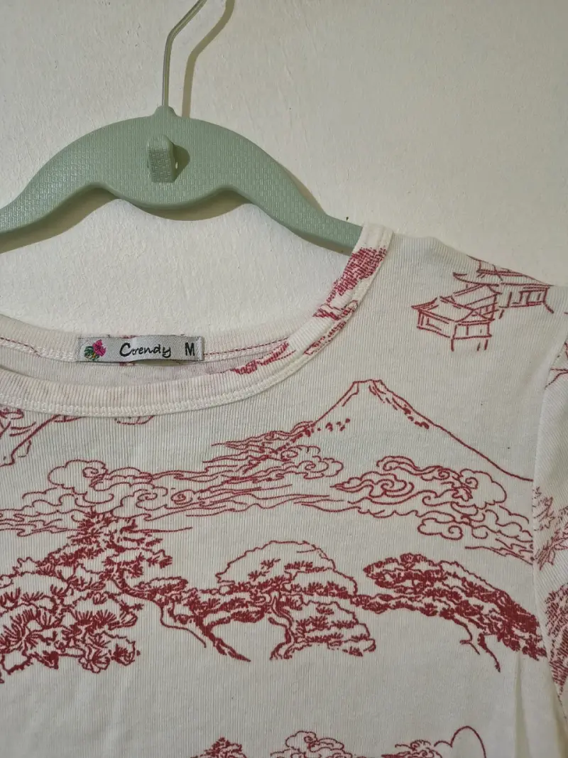 Polera estampada estilo oriental - 2