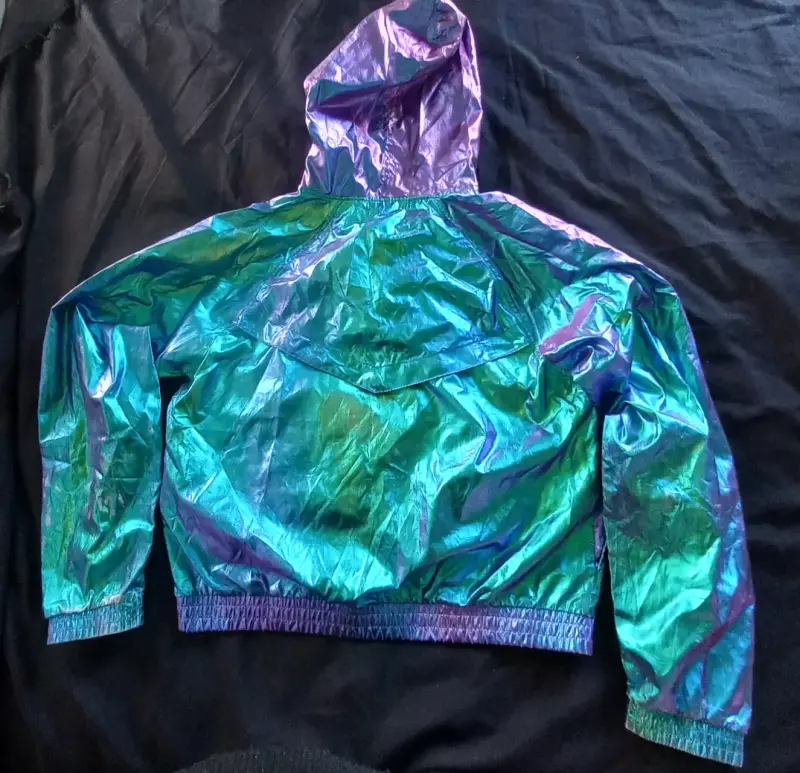 Chaqueta metálica con capucha - 3
