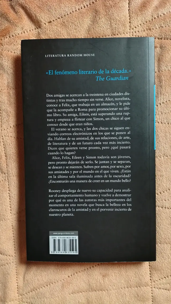 Libro 'Dónde estás, mundo bello' - 2