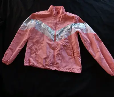 Chaqueta cortaviento rosada - miniatura 1