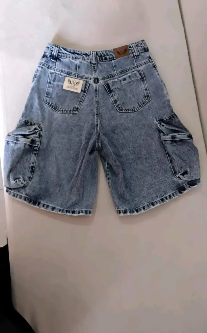 Shorts denim con bolsillos - 1