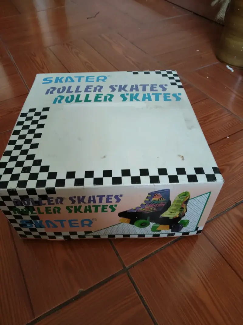 Patines retro Skater en caja - 1