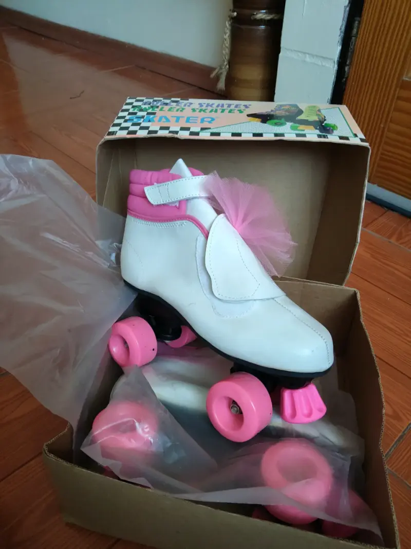 Patines retro Skater en caja - 3