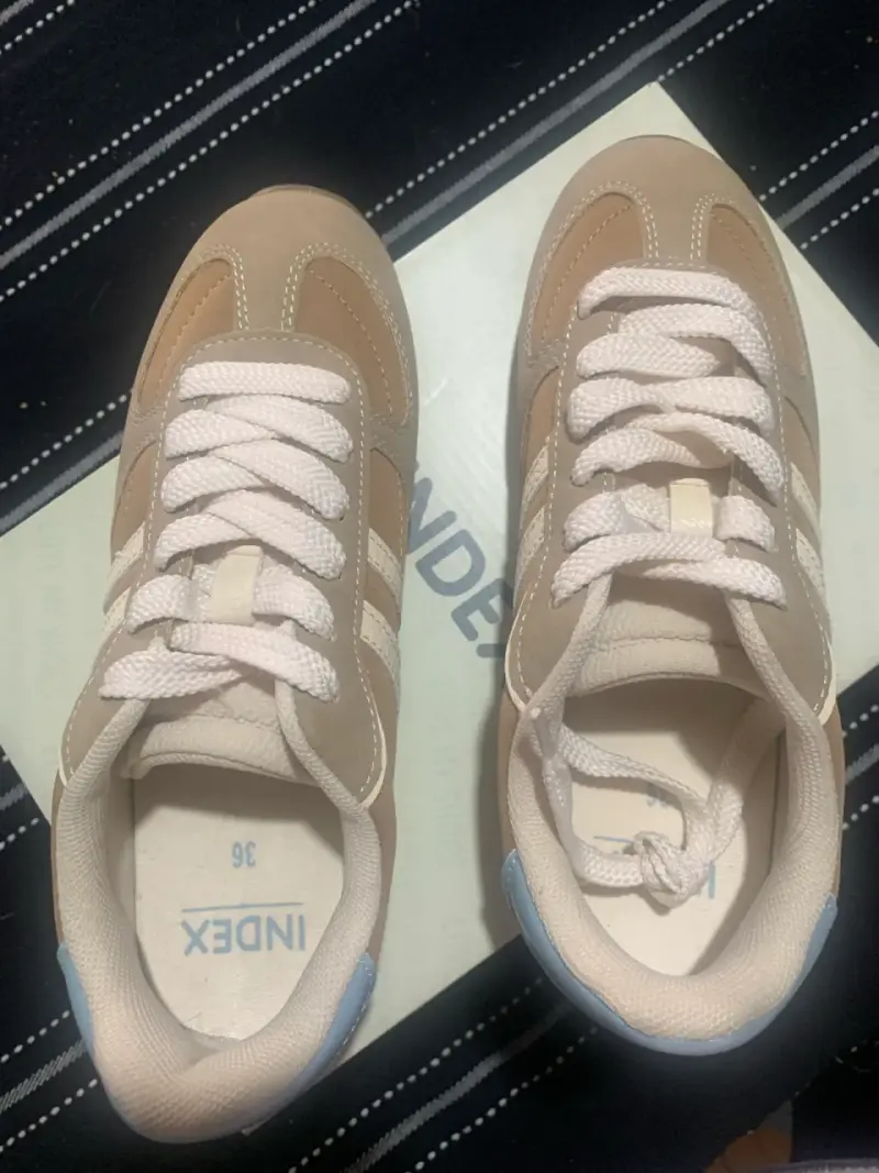 Zapatillas beige con blanco index - 1