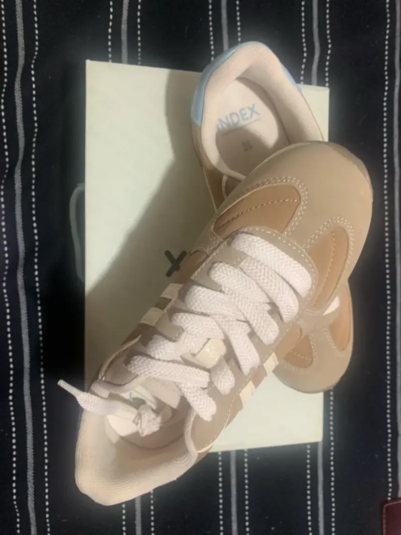 Zapatillas beige con blanco index - 2