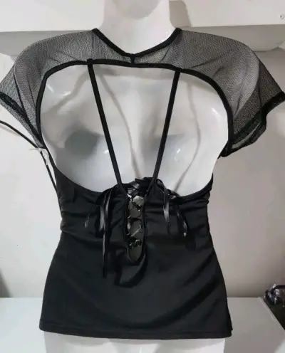 Polera nueva importada negra con malla - miniatura 3