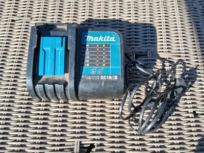 Cargador Makita DC18SD 14.4-18V - miniatura 4