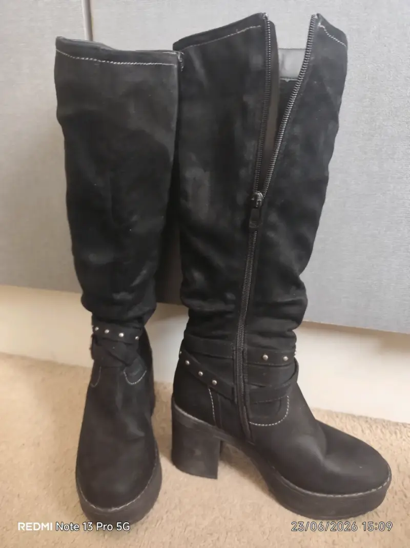 Botas altas negras - 2