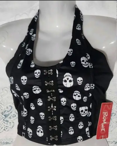 Top nuevo importado negro estampado calaveras - miniatura 1