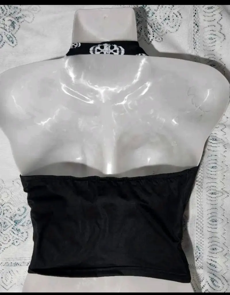 Top nuevo importado negro estampado calaveras - 2