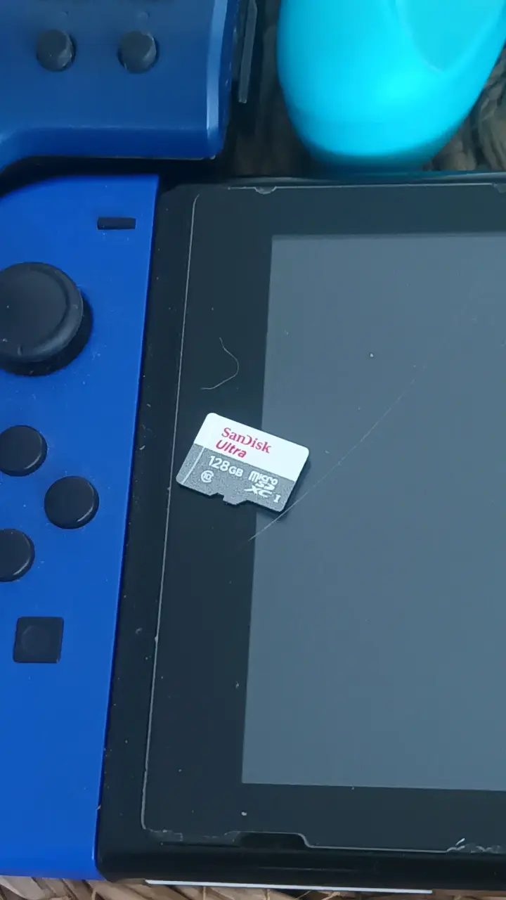 Permuto Nintendo Switch + Tarjeta De 128 GB - 2