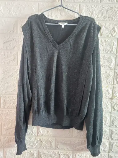 Sweater negro con brillo talla S - miniatura 1