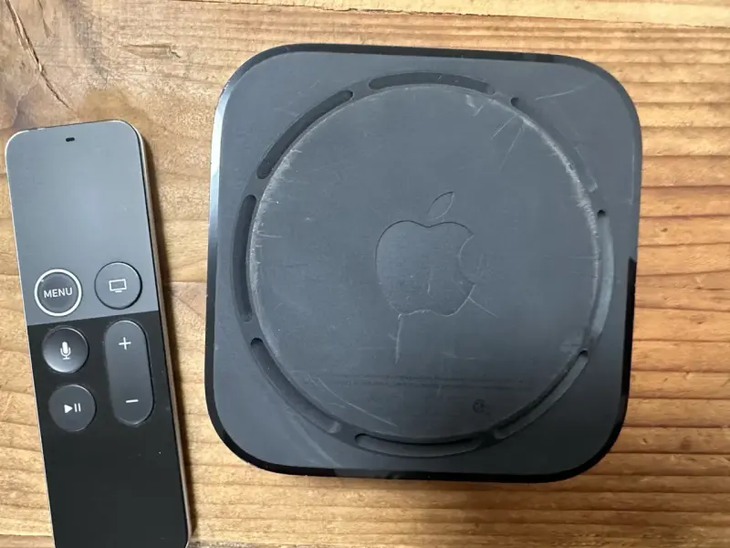 Apple TV con control remoto - 3