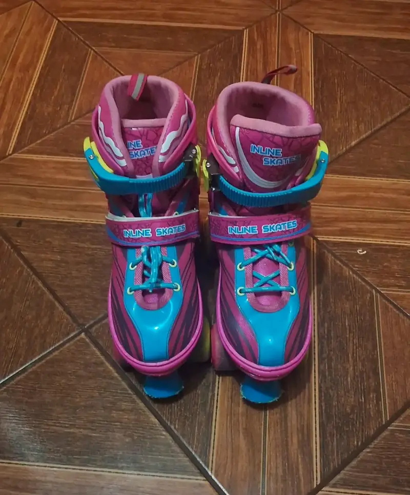 Patines en línea rosas para niños