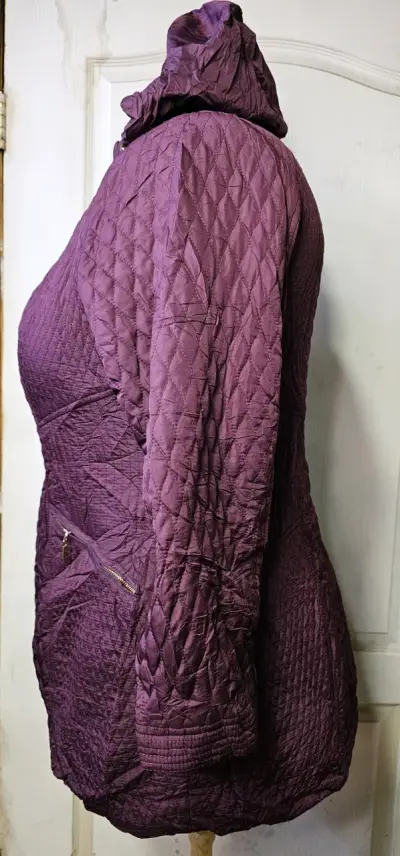 Chaqueta Larga  acolchada morada con capucha xxl - miniatura 2