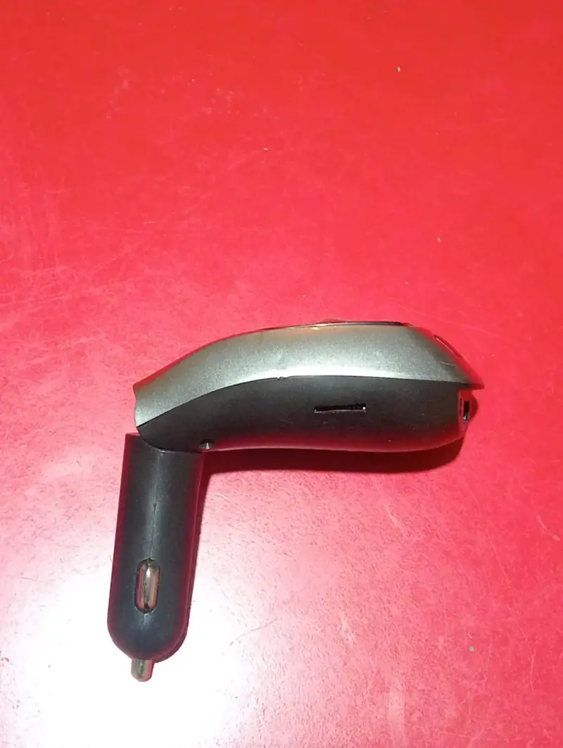 Transmisor FM Bluetooth auto - 2