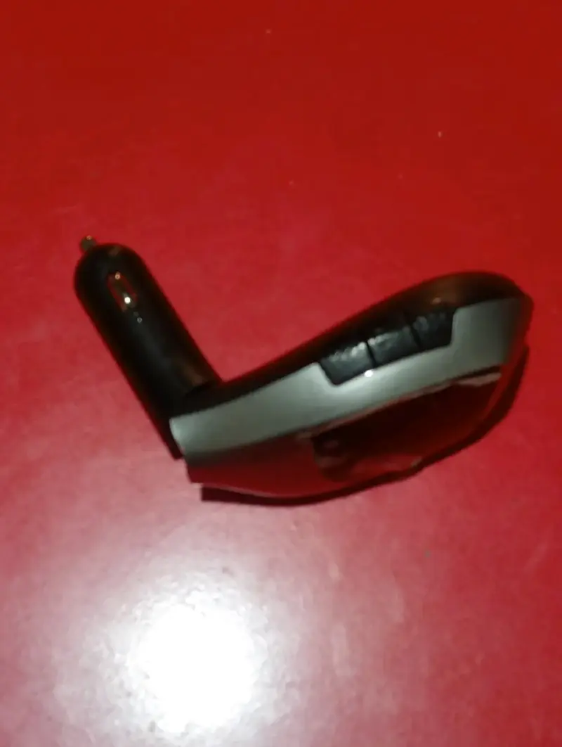 Transmisor FM Bluetooth auto - 3