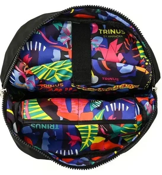 Mochila negra con bolsillos múltiples - 3