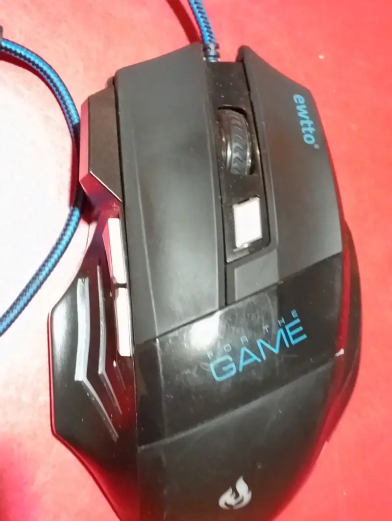 Mouse gamer USB con cable - 2